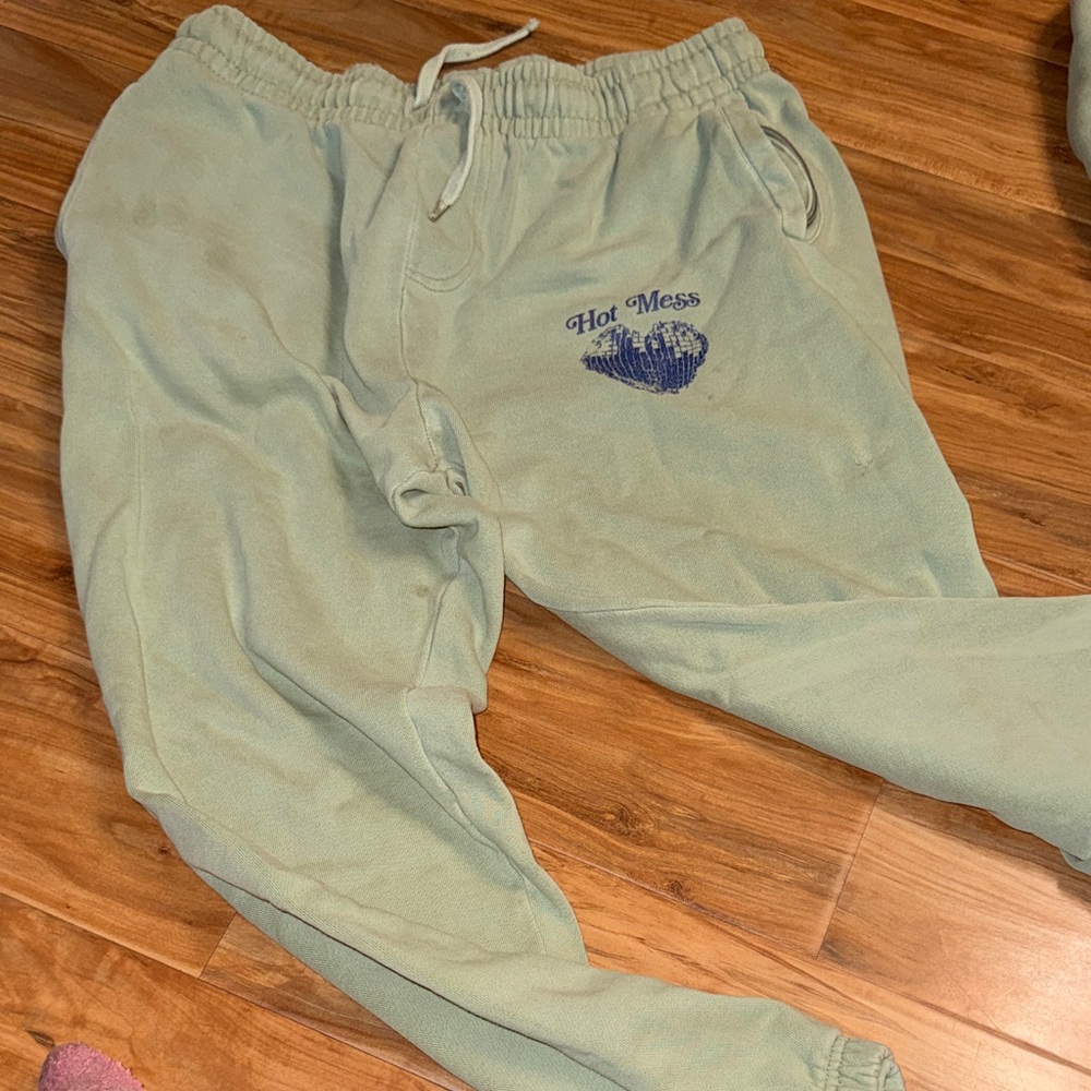 Alix Earle hot mess sweats
